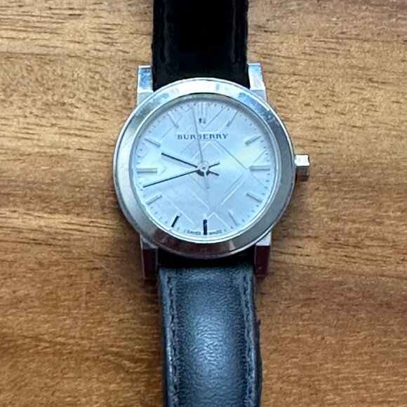 BURBERRY Ladies Watch - Picture 1 of 6